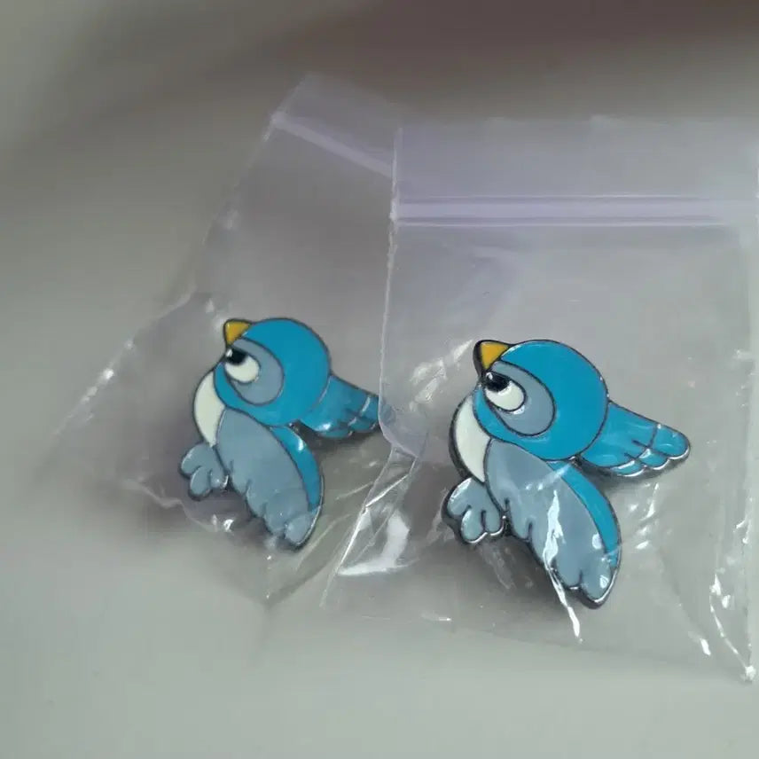 [BUNJANG] Bluebird Brooch Set (2 pcs) / 파랑새 브로치 x2