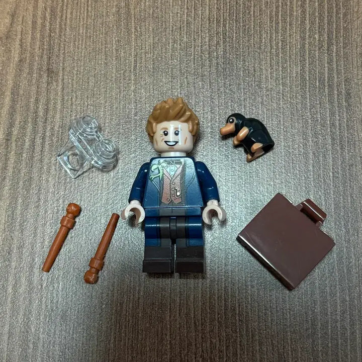 [BUNJANG] LEGO Harry Potter Newt Scamander / 레고 해리포터 신비한 동물사전 뉴트 스캐맨더