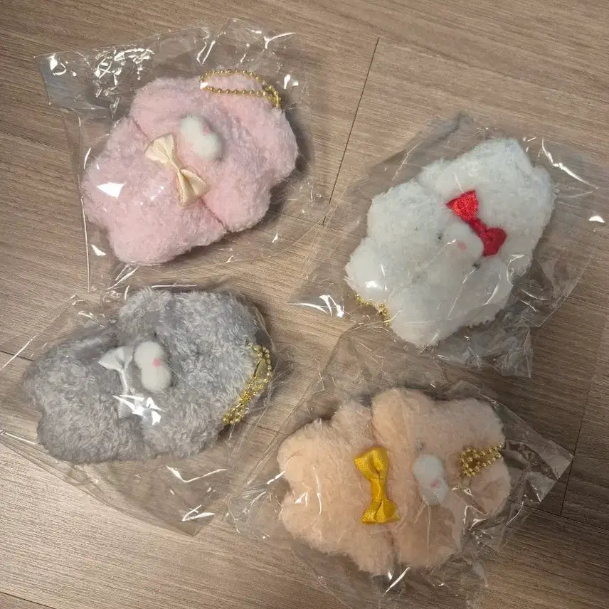 [BUNJANG] Rabbit Charm Keychain Set (4 Colors) / 토끼 키링 핑크/화이트/그레이/살구 4종 새상품