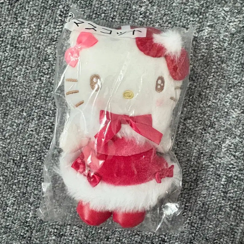 [BUNJANG] Sanrio Hello Kitty Christmas Winter Kuji Prize 4 Plush / 산리오 헬로키티 크리스마스 겨울 쿠지 4번상 인형