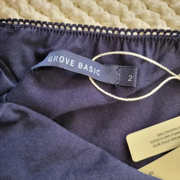 [BUNJANG] Groove Basics Midi Skirt Navy Floral / 그로브베이직스커트