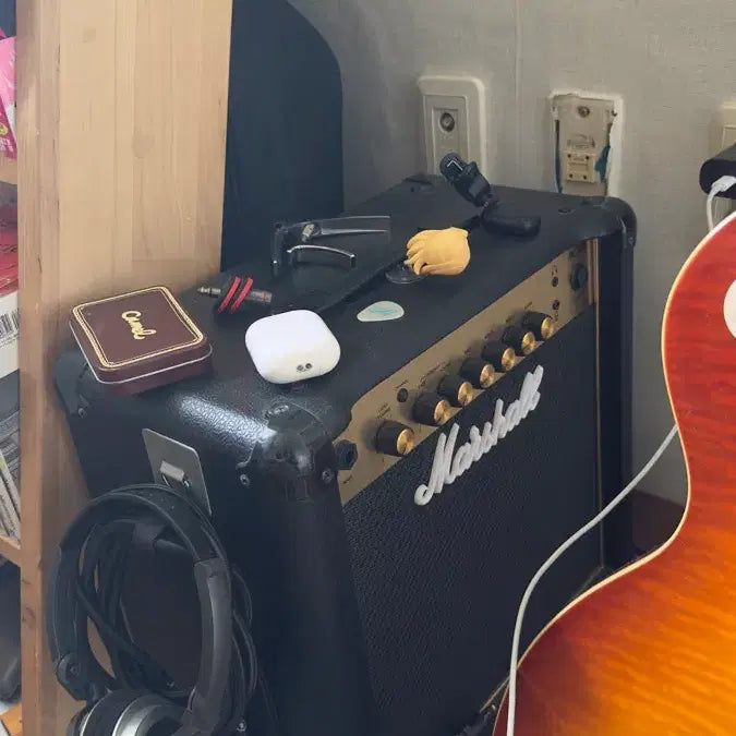 [BUNJANG] Marshall MG15 Electric Guitar Combo Amplifier / 마샬 mg15 일렉기타앰프
