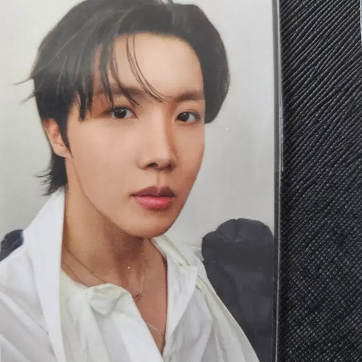 [BUNJANG] BTS J-Hope Arirang Busan Concert Lucky Draw Photocard / 방탄소년단 아리랑 부산콘 럭드 포카 제이홉