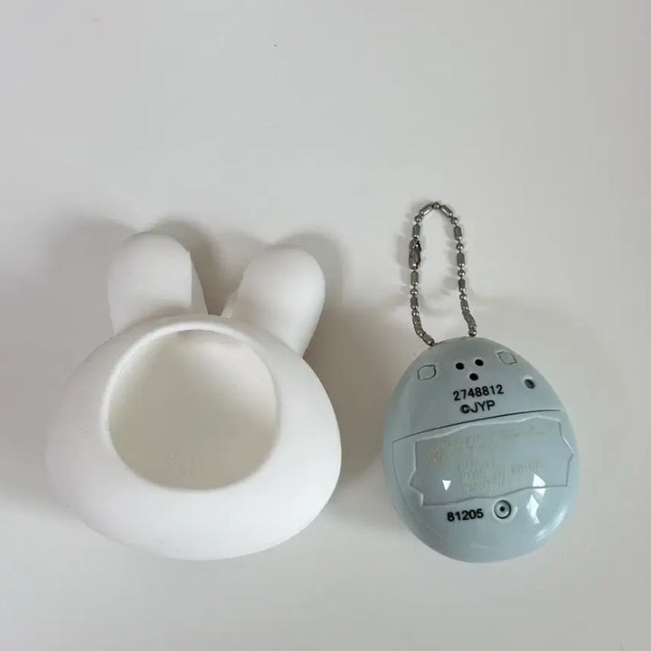 [BUNJANG] SKZOO Ribbit Tamagotchi / 스키주 리빗 다마고치