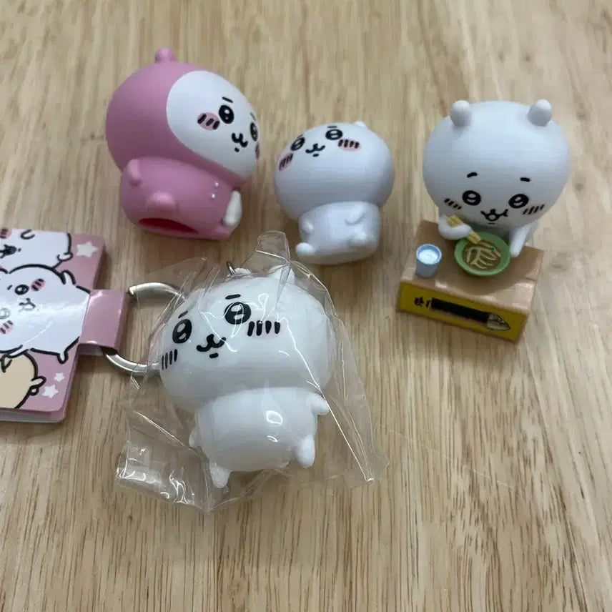 [BUNJANG] Chiikawa Figure &amp; Keyring Bundle Set / 치이카와 키링 피규어 일괄