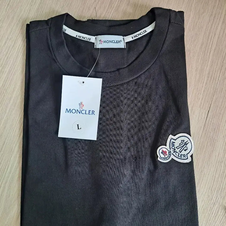 [BUNJANG] Moncler Short Sleeve T-Shirt Black / 몽클레어 반팔티 블랙