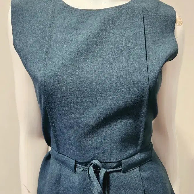 [BUNJANG] REFILL Pleated A-Line Mini Dress - Deep Blue, Korean Tailored Fabric / REFILL] 플리츠 A라인 미니 원피스 새상품/급처/55~66