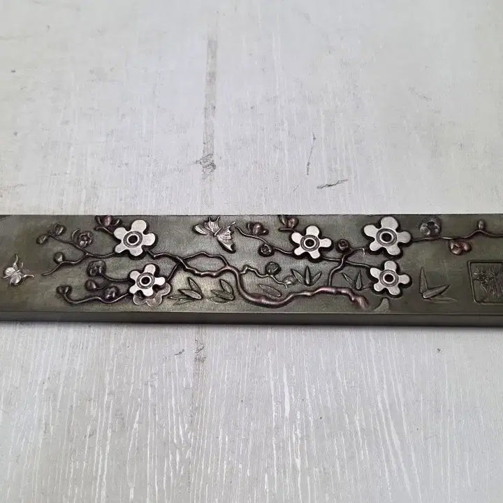 [SOLD OUT] 최고급 적동 매화문 뭉짜 문진 (아주무거움) 길이23cm무게716g