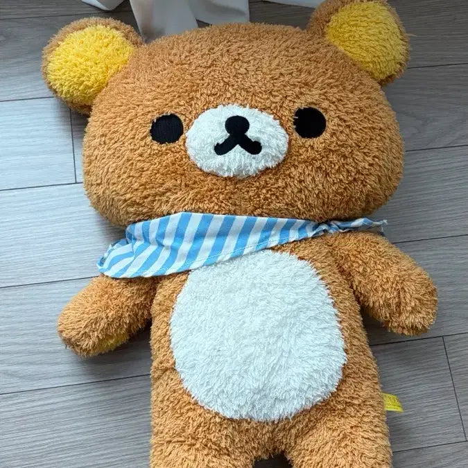 [SOLD OUT] 리락쿠마 후와후와 스카프 인형 xl
