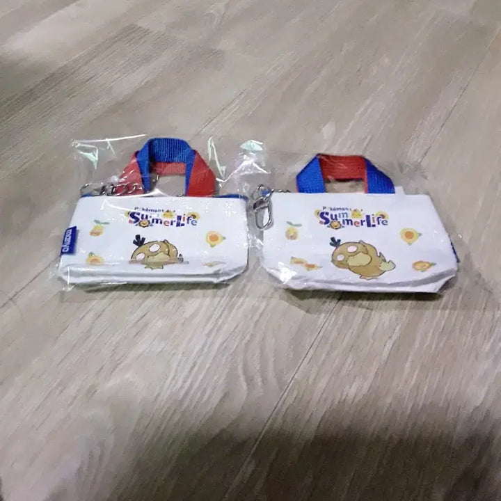 [BUNJANG] Pokemon Summer Life Pouch Mini Bag Keychain Set (2 pcs, Sealed) / 포켓몬스터 썸머라이프 파우치 미니 백 키링 2개 (미개봉)올영 마녀공장