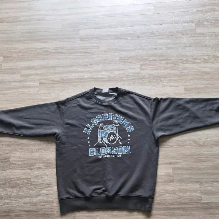 [BUNJANG] Blossom Unworn Clothing / qwer알고리즘 블라섬 미착용 옷