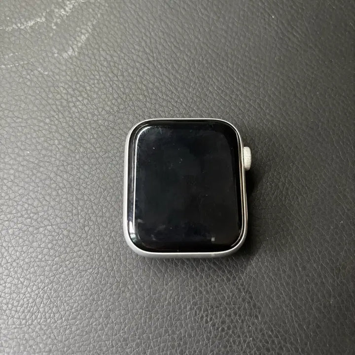 [BUNJANG] Apple Watch SE 1st Gen GPS 44mm Silver / 애플워치 se 1세대 gps 44mm 실버