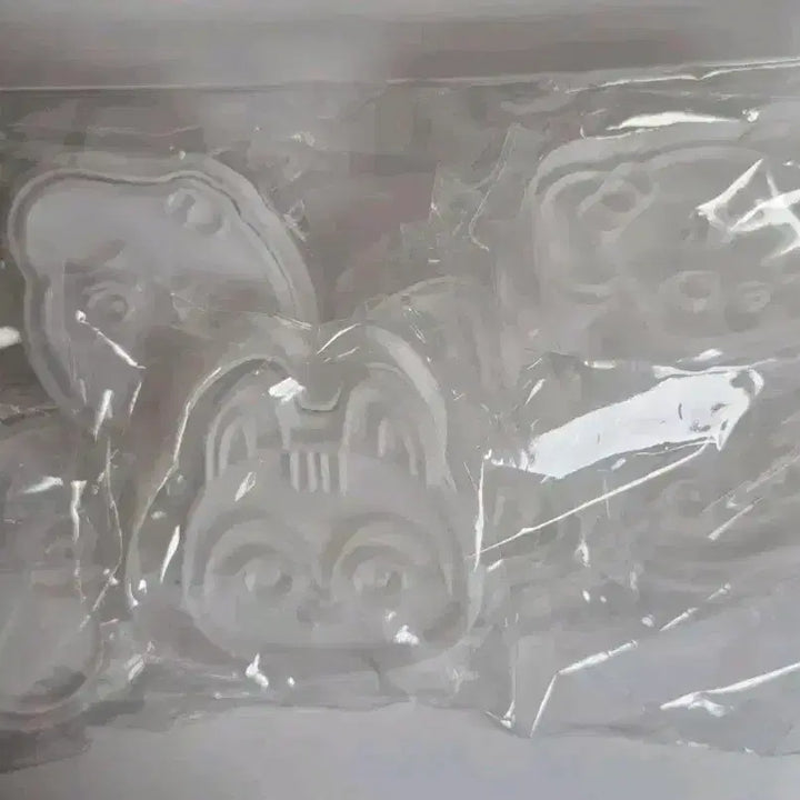[BUNJANG] IVE Mini-B Cookie Molds 6-Piece Bundle Set / 아이브 ive 미니브 쿠키틀 6개 일괄 양도