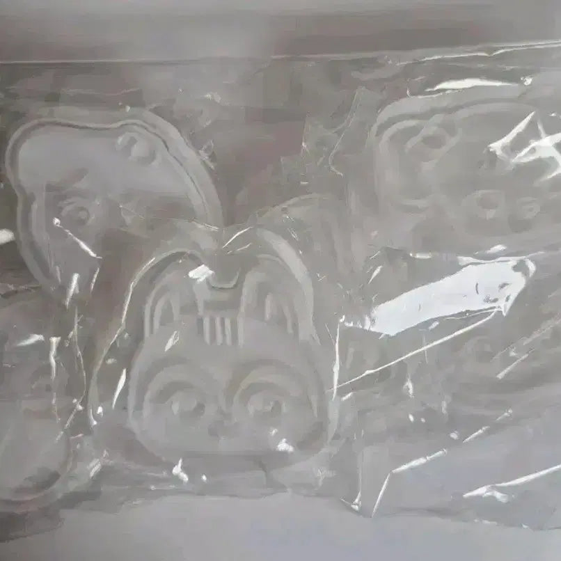 [BUNJANG] IVE Mini-B Cookie Molds 6-Piece Bundle Set / 아이브 ive 미니브 쿠키틀 6개 일괄 양도