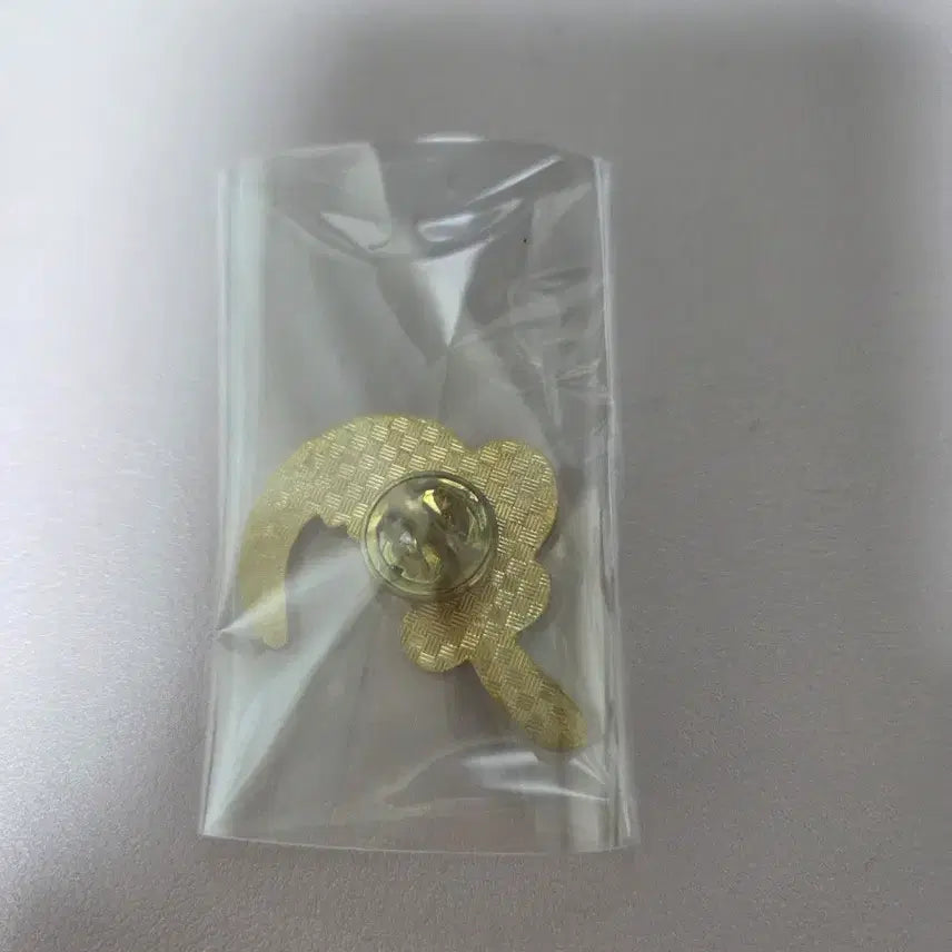 [SOLD OUT] 라오루 햄햄팡팡 아르갈리아 잔향 뱃지