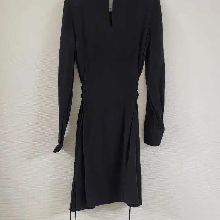[BUNJANG] Theory Black Belted Waist Dress / 띠어리 허리스트링 블랙 원피스