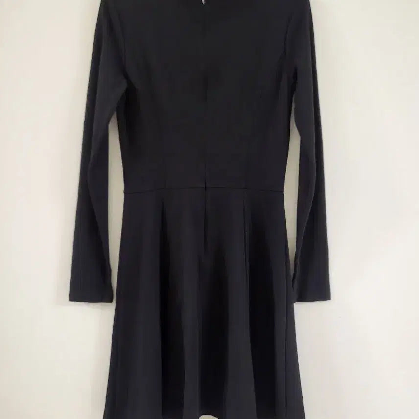 [BUNJANG] Theory Black Flare Dress / 띠어리 블랙 플레어 원피스