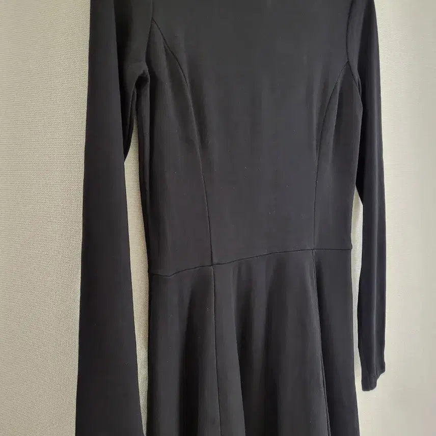 [BUNJANG] Theory Black Flare Dress / 띠어리 블랙 플레어 원피스