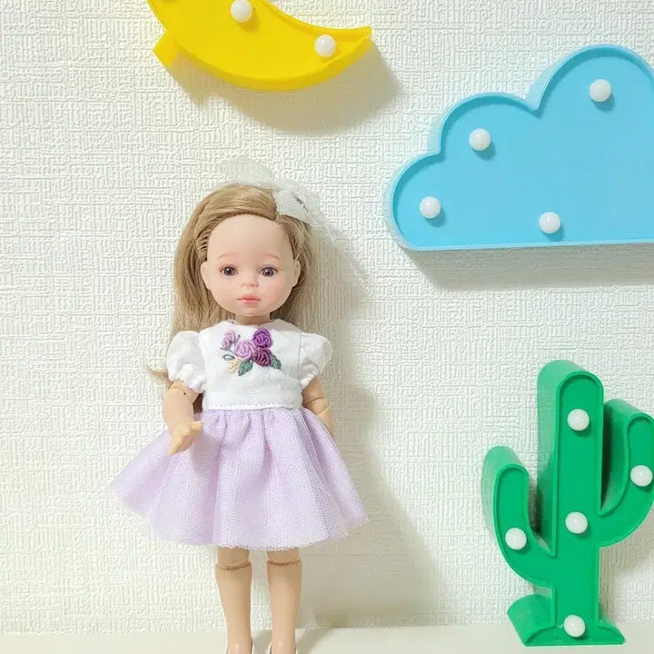 [SOLD OUT] 미니레이나 인형 보라색 자수원피스