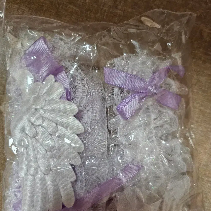 [SOLD OUT] 10cm인형옷 천사 날개 의상1+1=2벌 3500원