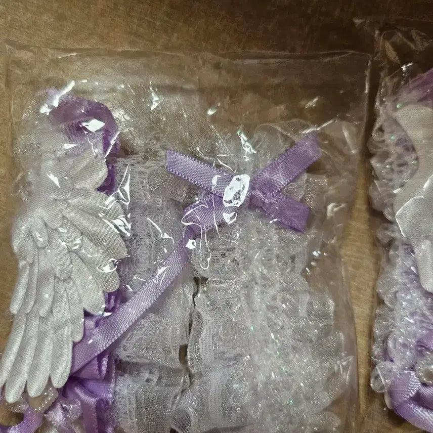 [SOLD OUT] 10cm인형옷 천사 날개 의상1+1=2벌 3500원