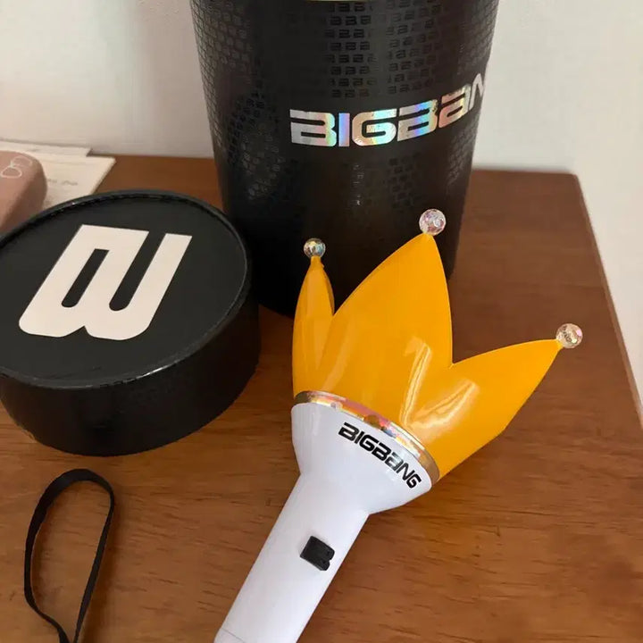 [BUNJANG] BIGBANG Official Lightstick White / 빅뱅 공식 응원봉 화이트