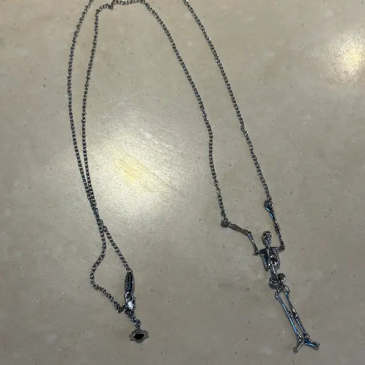 [BUNJANG] Vivienne Westwood Articulated Skull Necklace / (6월한정월말할인)비비안웨스트우드 구체관절 해골 목걸이