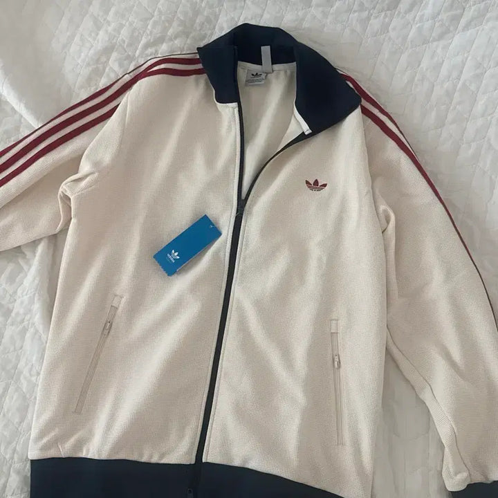 [BUNJANG] Adidas Waffle Track Top Cream White / 아디다스 와플 트랙탑 크림 화이트