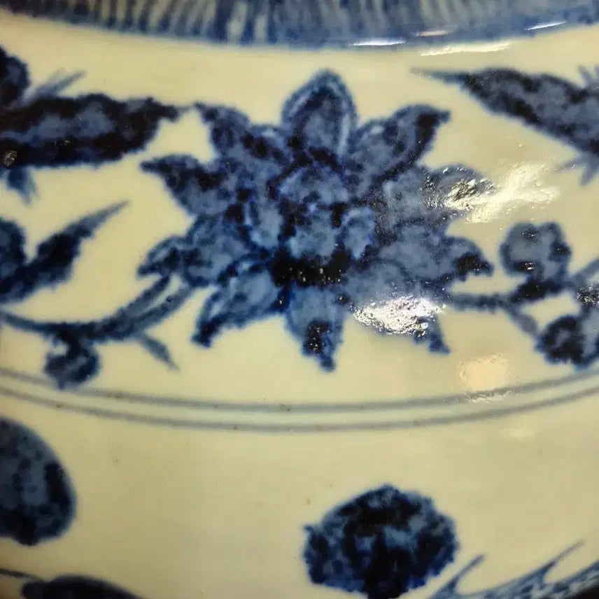 [BUNJANG] Celadon Porcelain Vase with Water Plants and Fish Motif / 쏘가리 잉어 붕어 청화 백자 수초 어문 단지 항아리 호