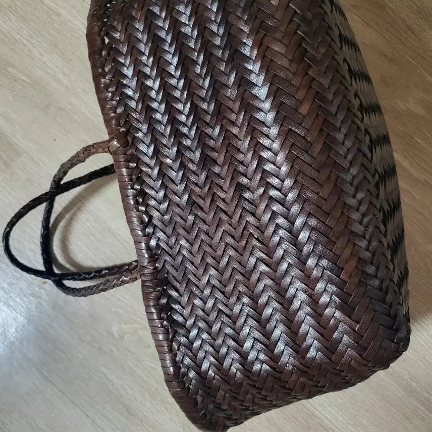 [BUNJANG] Dragon Diffusion Leather Tote Bag / 드래곤디퓨전
