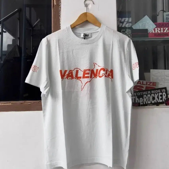 [BUNJANG] UVU Valencia 25 T-Shirt Large / uvu 발렌시아25 티셔츠 라지