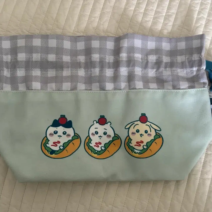[BUNJANG] Chiikawa Bakery Lunch Pouch / 치이카와 베이커리 런치 파우치