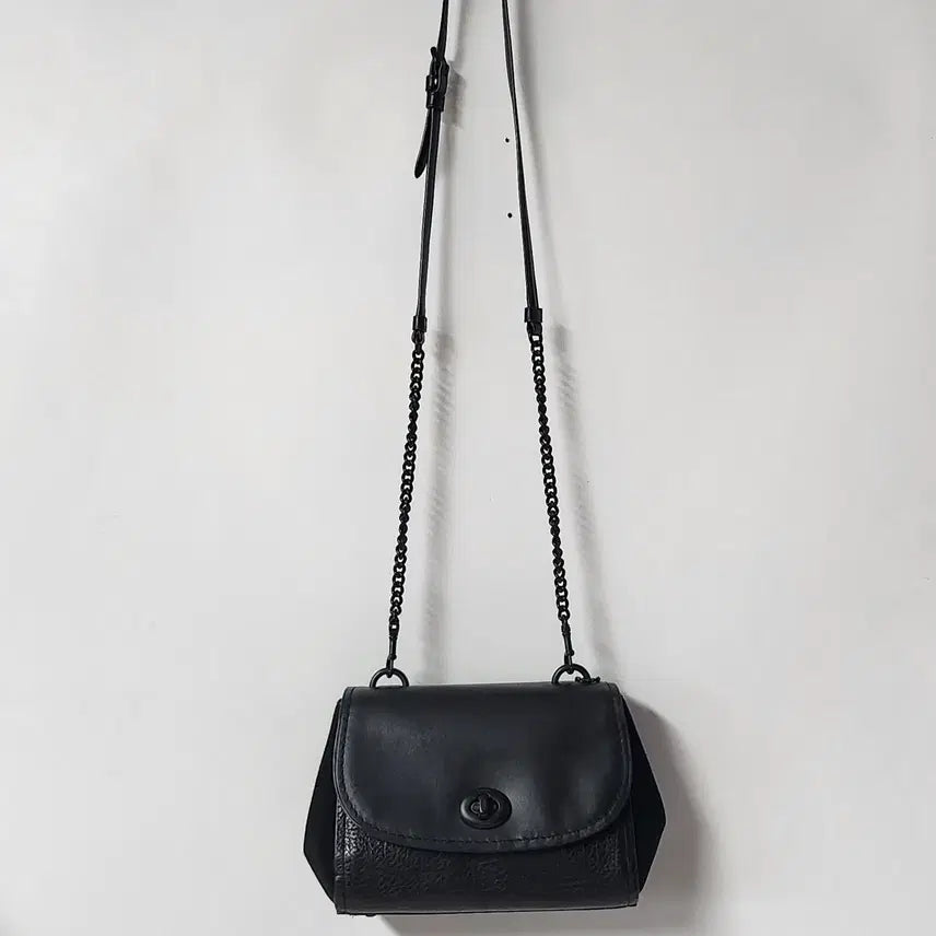 [BUNJANG] Coach Faye Leather Mix Crossbody Bag Black / [정품] 코치 페이 레더 믹스 크로스바디백 블랙