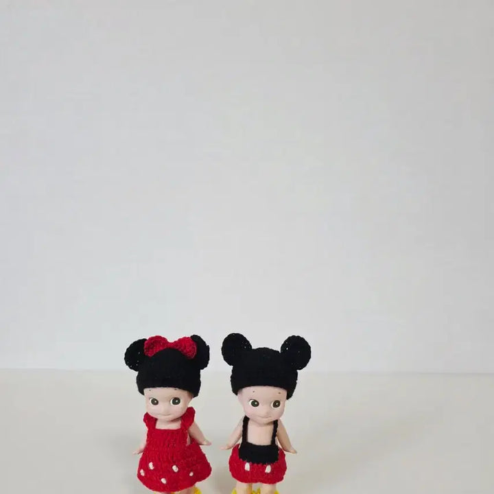 [BUNJANG] Sonny Angel Mickey Mouse / Minnie Mouse Outfit Set (2 Outfits + Shoes) / 소니엔젤 미키마우스/미니마우스 의상 2벌 신발 세트(피규어 불포함)