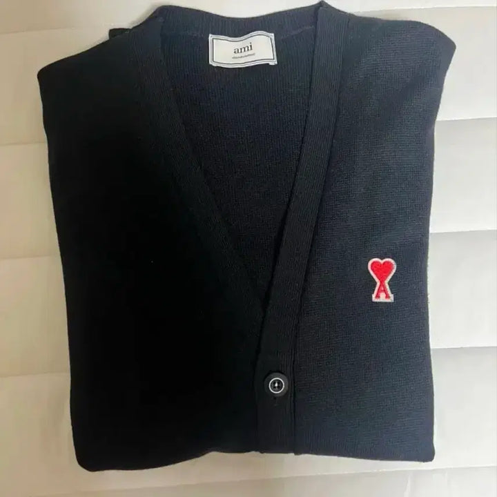 [BUNJANG] AMI Small Heart Black Cardigan M / 아미 스몰 하트 블랙 가디건 M)