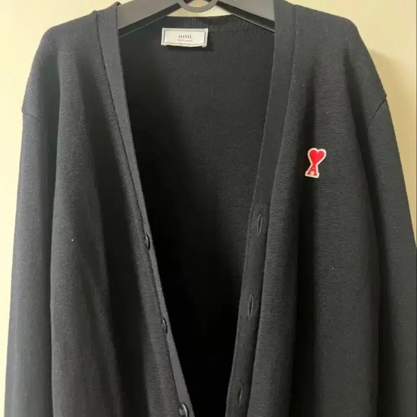 [BUNJANG] AMI Small Heart Black Cardigan M / 아미 스몰 하트 블랙 가디건 M)