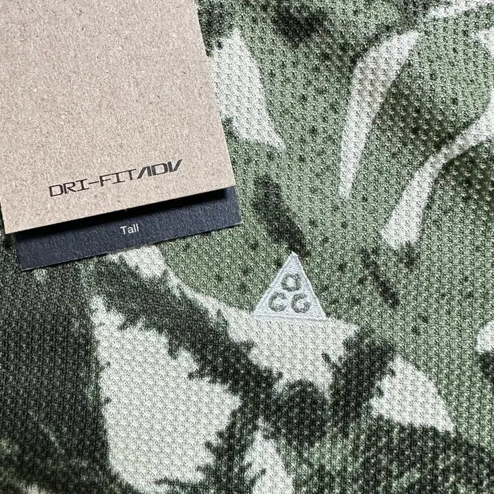 [BUNJANG] Nike ACG Dri-FIT ADV T-Shirt - Light Khaki Cargo (XL Tall) / 새제품 acg 반팔티셔츠 팔아요 US XL