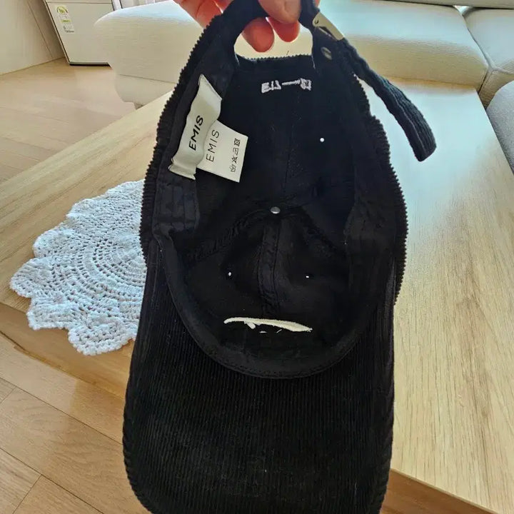[BUNJANG] Emis Corduroy Ball Cap Black / emis 이미스 코듀로이 볼캡 블랙