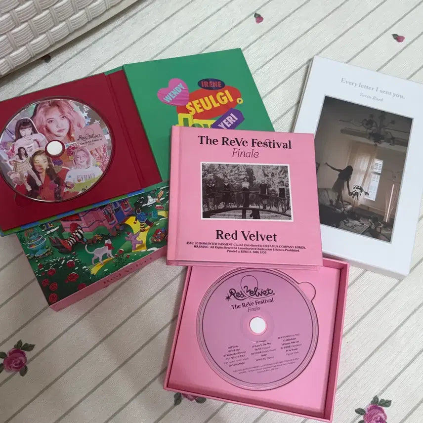 [BUNJANG] Red Velvet The ReVe Festival Finale Album Bundle Set / 레드벨벳 앨범 2종+CD 일괄 판매(새상품)
