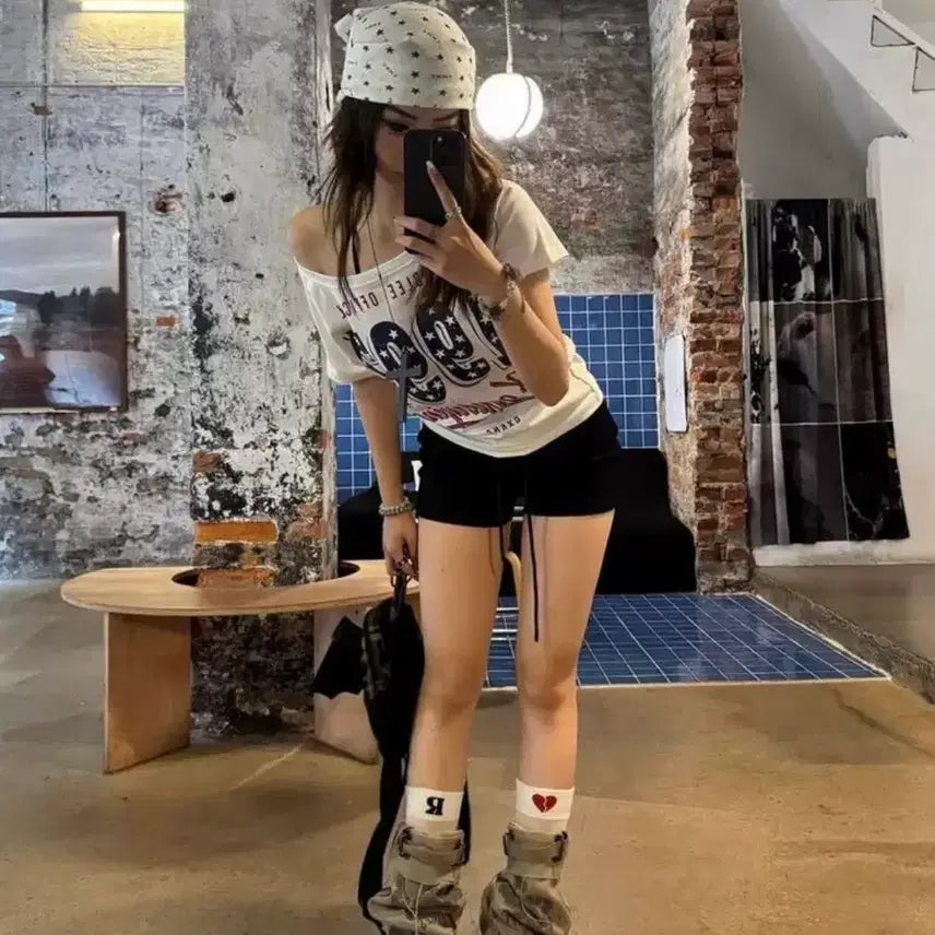 [BUNJANG] Vintage White One-Shoulder T-Shirt / 빈티지 화이트 원숄더 반팔 티셔츠