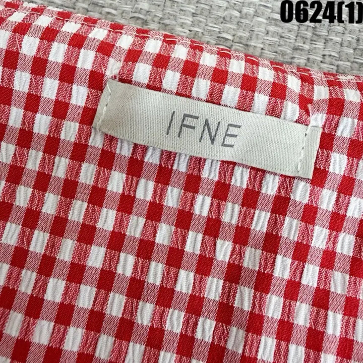 [BUNJANG] IFNE Red Plaid Ruffle Blouse / IFNE 빨간색 체크 프릴 블라우스 F