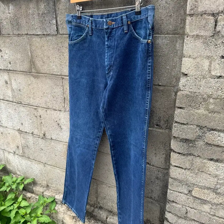 [SOLD OUT] 00s 랭글러 빈티지 936dsd 카우보이컷 데님 팬츠