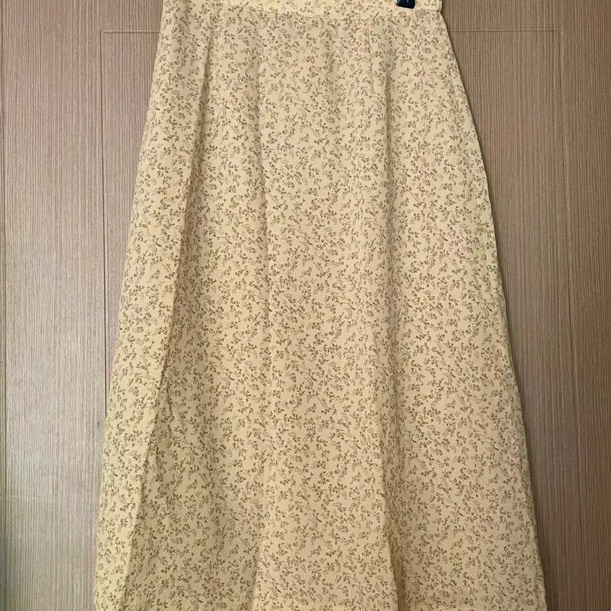 [SOLD OUT] 빈티지 플라워 연노랑 롱 치마