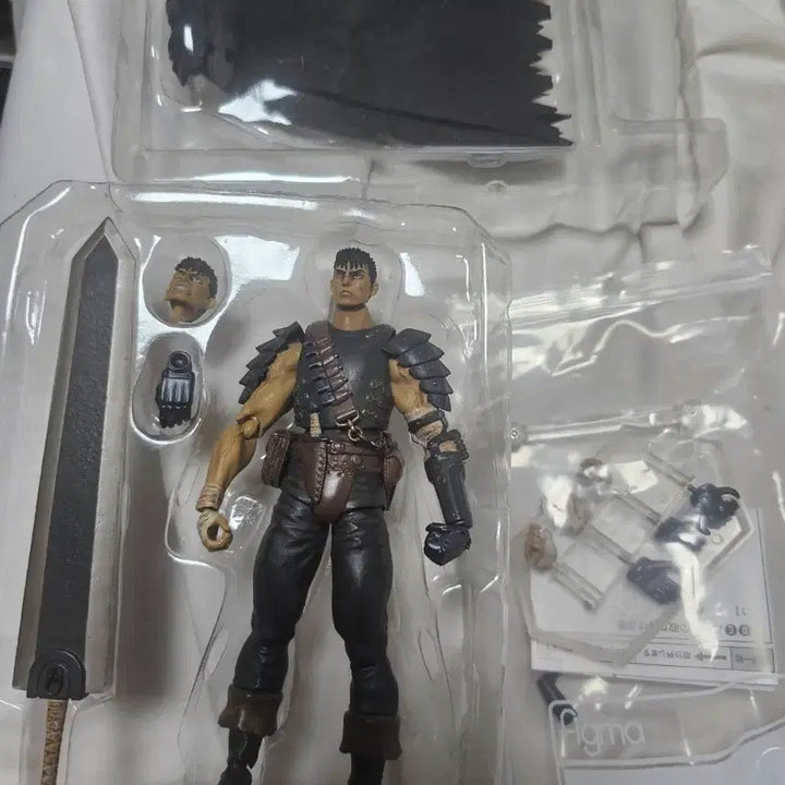 [SOLD OUT] 베르세르크 피그마 가츠 검은 검사 리페인트 에디션