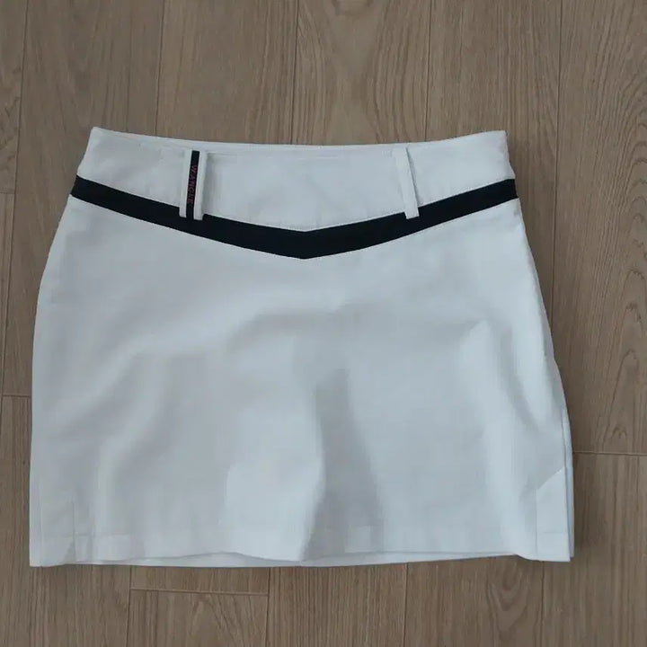 [SOLD OUT] xx 와이드앵글 골프치마 골프스커트 25