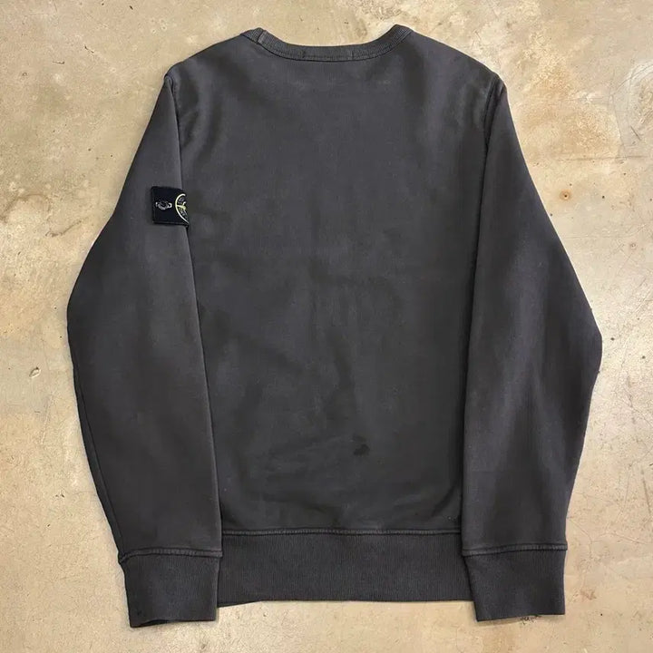 [SOLD OUT] S 스톤아일랜드 와펜 맨투맨