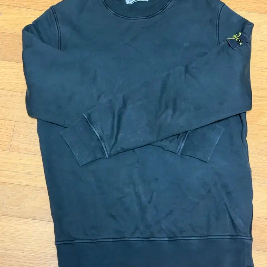 [SOLD OUT] 스톤아일랜드 맨투맨 블랙 L 급처