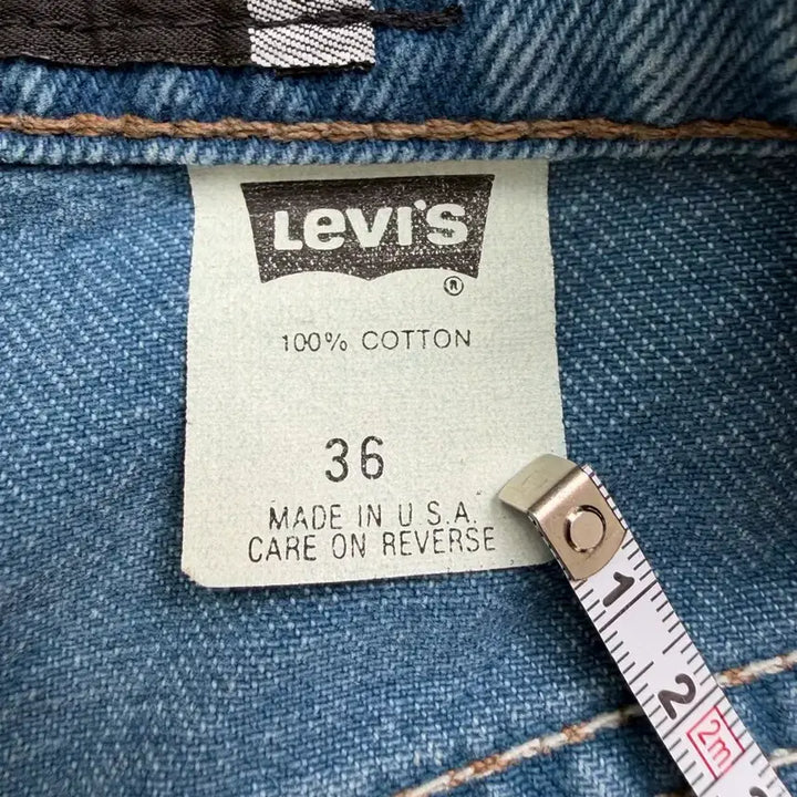 [SOLD OUT] 90s Levis SilverTab Shorts (blue)