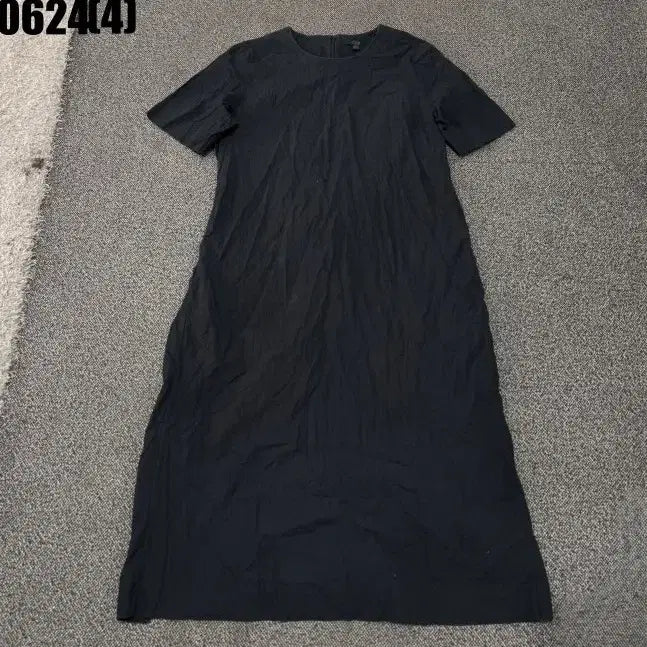 [SOLD OUT] COS 검정색 반팔 원피스 40 0624