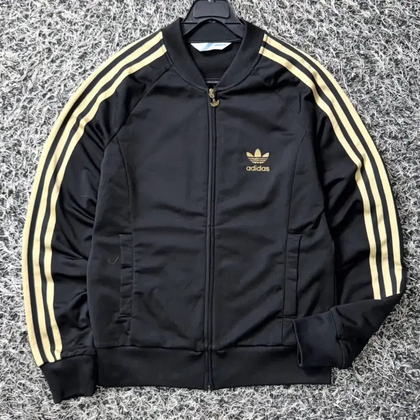 [SOLD OUT] 아디다스 검정 골드 자켓